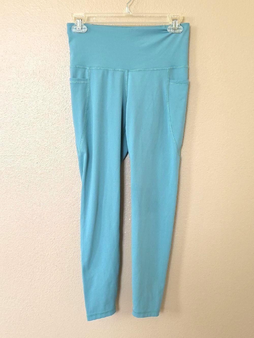 Old Navy Active Elevate Turquoise Leggings Workout Gym Athletic - Size Medium